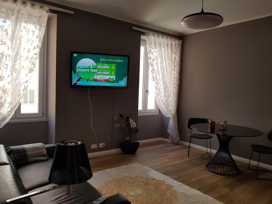Still Und Stilvoll Im Stadtzentrum Apartment Trieste Exterior photo
